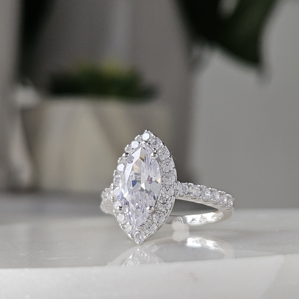 Marquise Cut Halo gemstone ring, 925 Sterling Silver - Picture 4 of 5
